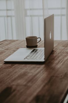 claudiu-hegedus-6X8FvjRVXVs-unsplash